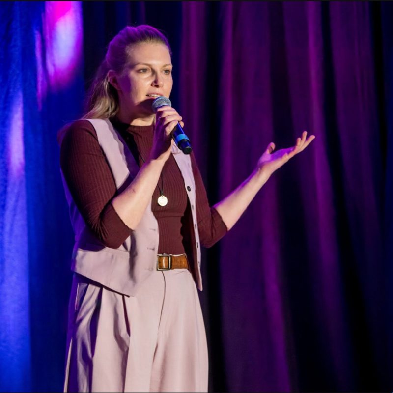 sabrina_hey_tailor_Schneidermeisterin_speaker_13